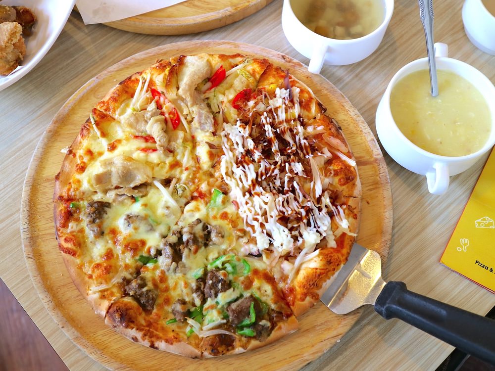 Double Cheese台南成大店｜打爆起司手工窯烤Pizza，炸雞，義大利麵，燉飯吃到飽｜