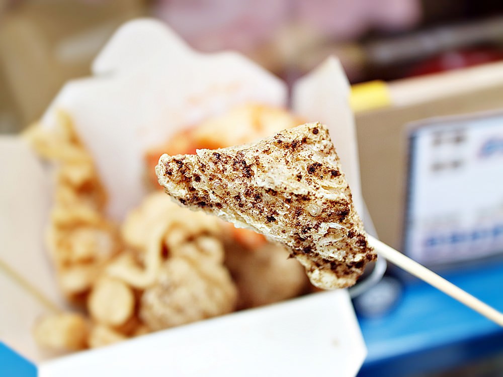 Zoo人類美食｜嘉義火車站錢櫃旁的火紅銅板美食，“韓式千層脆片”讓你一次品嚐到三種極致美味