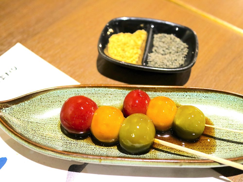 山禾堂日式拉麵-台南館｜最新推出「十色叉燒拉麵」讓你品嘗多種風味叉燒，還有「雨滴蛋糕」跟「花見糰子」讓你感受濃濃的日本風味~
