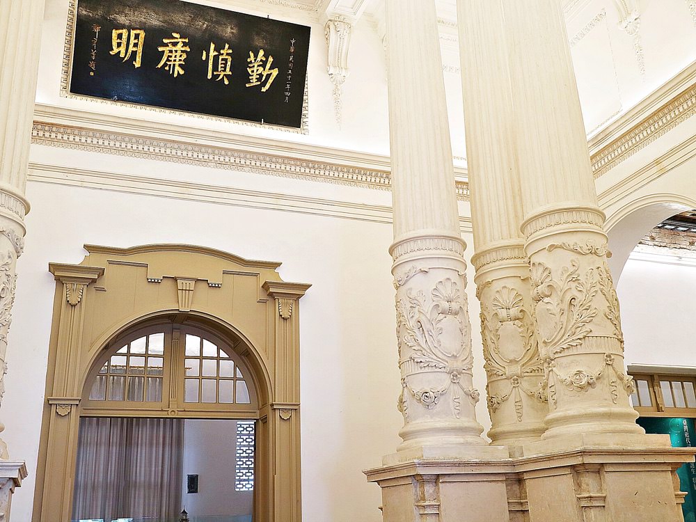 國定古蹟臺南地方法院/司法博物館：每日超限額的貓道導覽，帶你由建築頂端觀賞歷史最悠久的法院