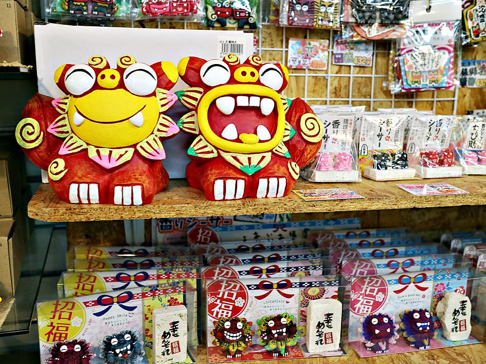沖繩必逛必買：Pineapple House 鳳梨屋｜沖繩名產店，伴手禮免稅店