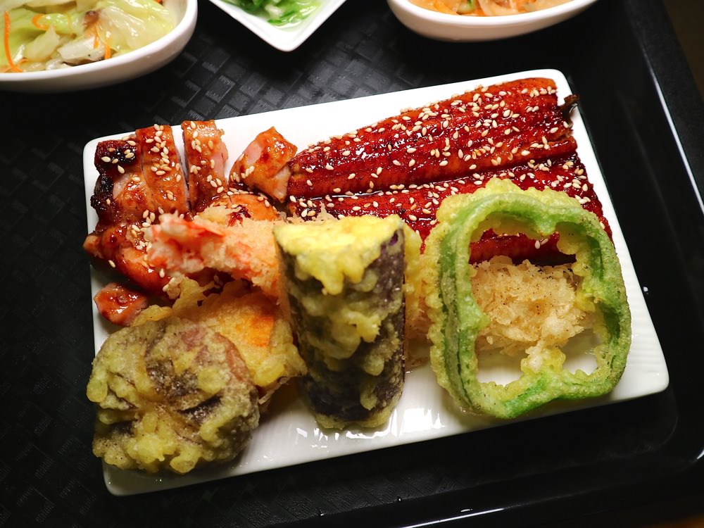 虎尾宮本屋：雲林虎尾的超人氣美味日式料理餐廳，炸蝦壽司超浮誇/日式便當平價美味又飽足｜雲林.虎尾聚餐餐廳推薦/近虎尾科技大學