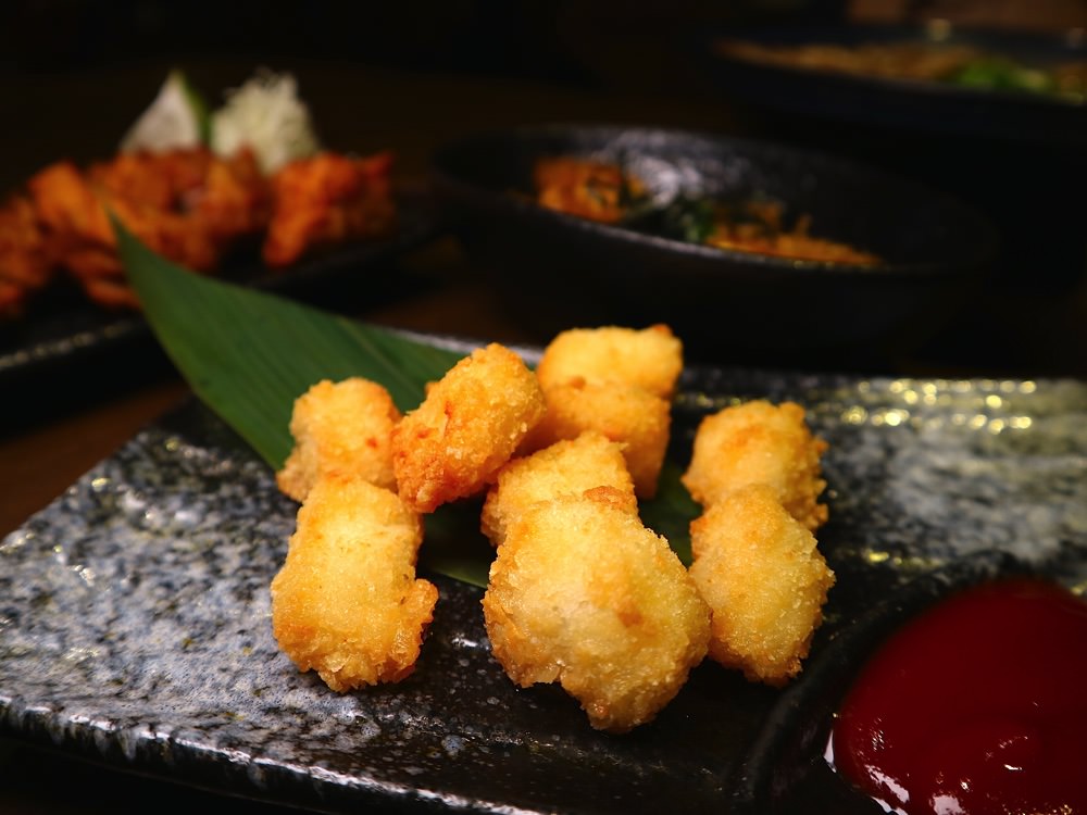 山禾堂拉麵-台南館：台南北區日本拉麵店，免費加麵兩次、無低消，親子也能吃飽又吃好｜大阪燒ＤＩＹ有趣又好玩｜近台南好市多