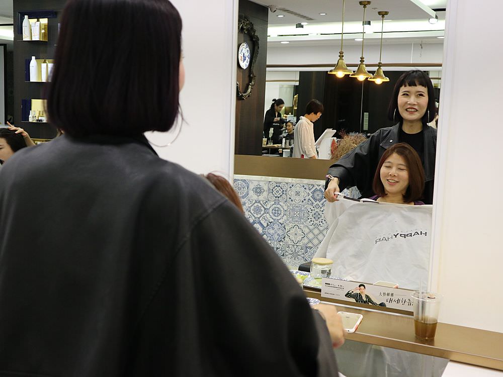 HAPPY HAIR台南新天地：台南最美的美髮沙龍髮廊，隱身在新光三越百貨公司裡，讓你美美逛街吃飯趣/也有配合百貨滿額活動喔!!