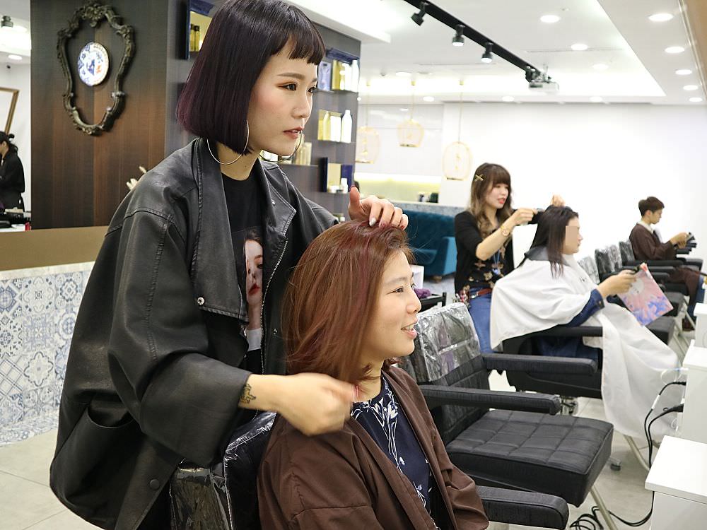 HAPPY HAIR台南新天地：台南最美的美髮沙龍髮廊，隱身在新光三越百貨公司裡，讓你美美逛街吃飯趣/也有配合百貨滿額活動喔!!