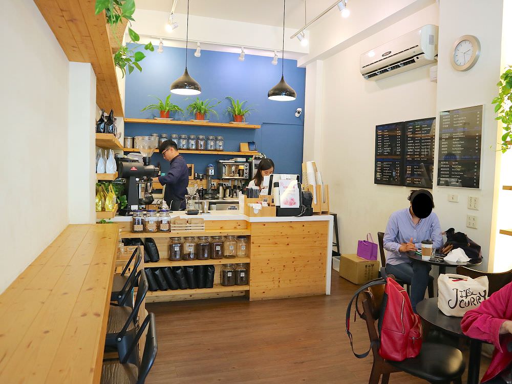 DAVIDYANG coffee大衛洋咖啡：孔廟園區的專業咖啡店/精品咖啡烘焙專賣店