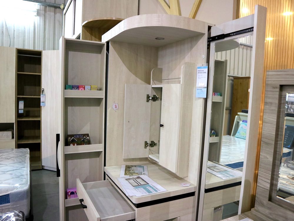 億家具批發倉庫-台南店：台南批發傢俱店推薦/台灣製造.工廠直營｜全館批發價6折優惠.目錄1折起｜客製化傢俱.平價選擇多.小資族新家裝潢最佳選擇