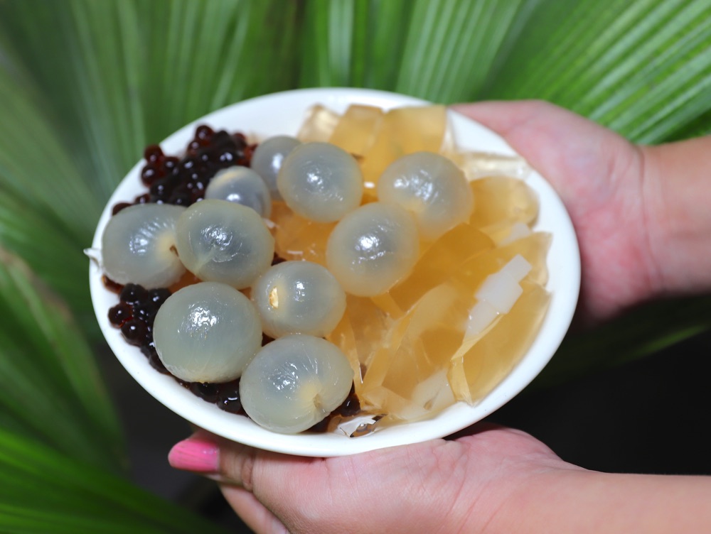 清水堂愛玉專賣店-台南中正旗艦店新開幕！文青質感超好拍~期間限定-超浮誇芒果芋泥布丁冰，給你夏日大滿足~奶雞愛玉冰，長輩們的最愛!!!/台南網紅打卡點.台南愛玉冰專賣