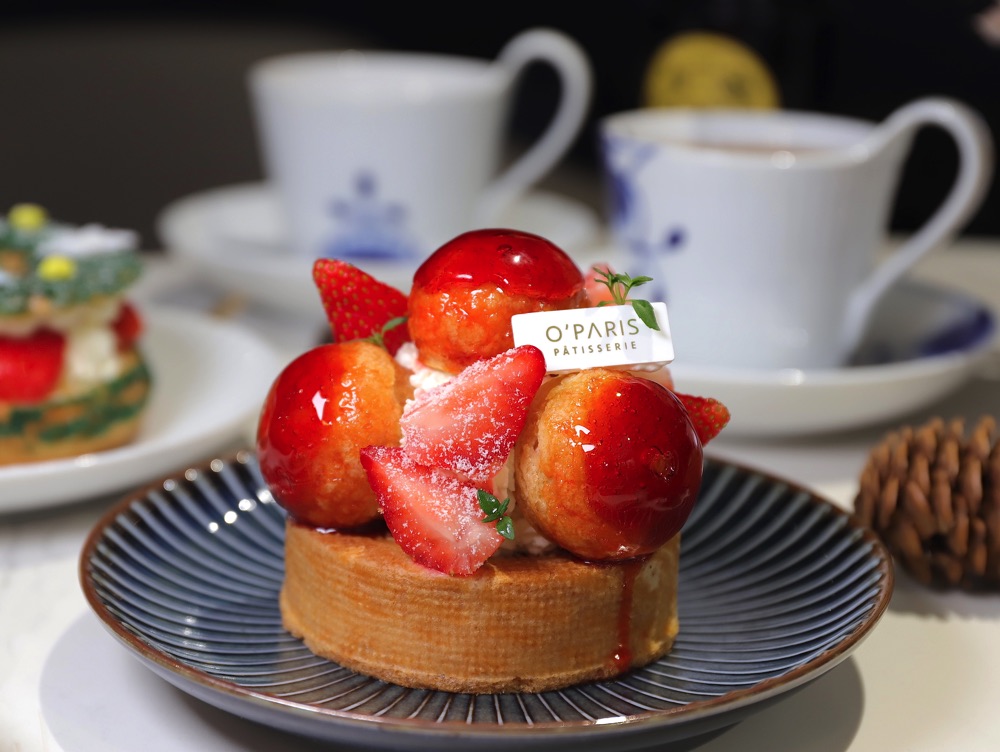 O'paris Pâtisserie 歐巴黎法式甜點：台南必吃。隱密法式藍帶甜點！成功大學宿舍社區內的藍帶主廚甜點，每日甜點不定期更換，聖誕節限定草莓系列甜點新上市｜台南甜點午茶店推薦