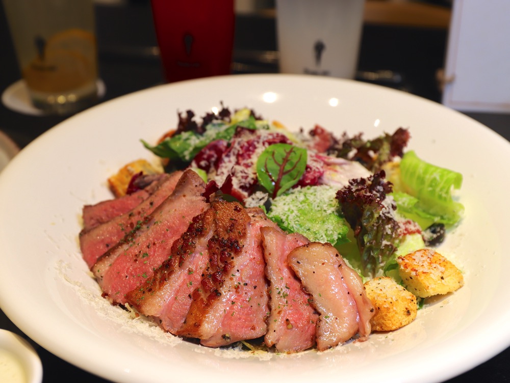 青青燒肉：台南最強精緻燒肉店來啦!嚴選日本A5和牛.M9澳洲黑毛和牛.安格斯牛.伊比利黑豚.神農豚，帶你吃遍國內外優質肉品/熟食餐點也是隱藏版厲害|台南東區燒肉聚餐餐廳推薦