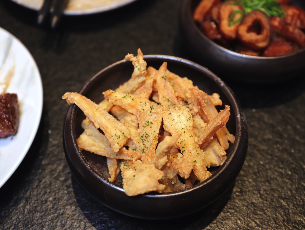 青青燒肉：台南最強精緻燒肉店來啦!嚴選日本A5和牛.M9澳洲黑毛和牛.安格斯牛.伊比利黑豚.神農豚，帶你吃遍國內外優質肉品/熟食餐點也是隱藏版厲害|台南東區燒肉聚餐餐廳推薦