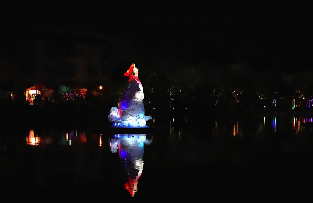 2020月津港燈節 yuejin lantern festival：台南每年必玩必去必逛景點/浪漫鹽水小鎮/橋南老街/連成巷/月光之城-月之美術館/(至2020.02.16)