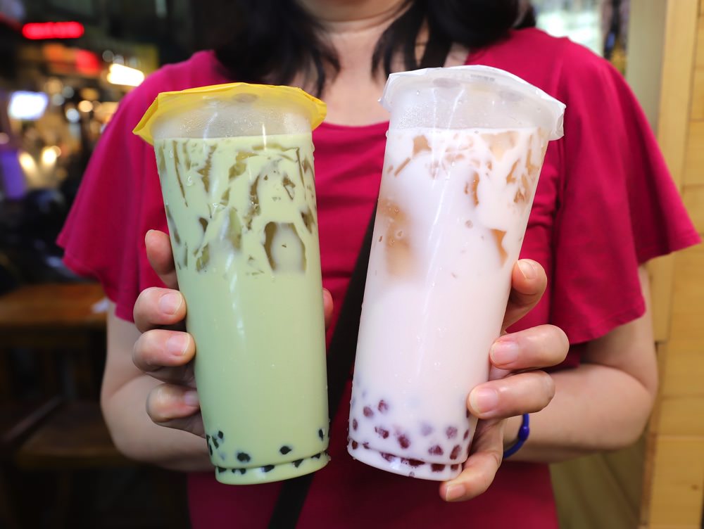 佛都愛玉：台南人氣愛玉飲品店！使用台灣在地阿里山手洗愛玉，配料選擇豐富，用料實在，內用外帶大滿足/同場加映，隱藏版水果珍珠拿鐵/國華友愛商圈必吃美食