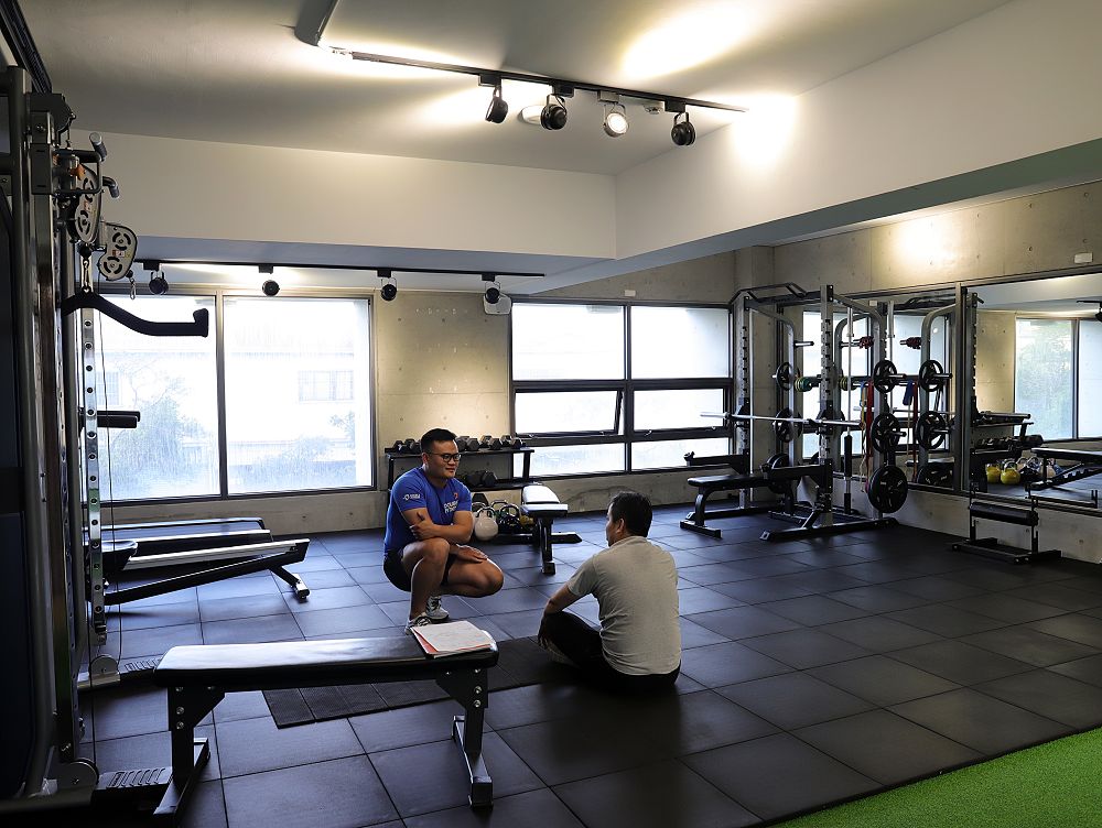 台南健身房一對一私人健身教練專屬-倍速運動：巨鼠重回倍速運動一館 加強訓練啦!!!/不同專長的教練幫你訓練不同肌群.增肌減脂更有效