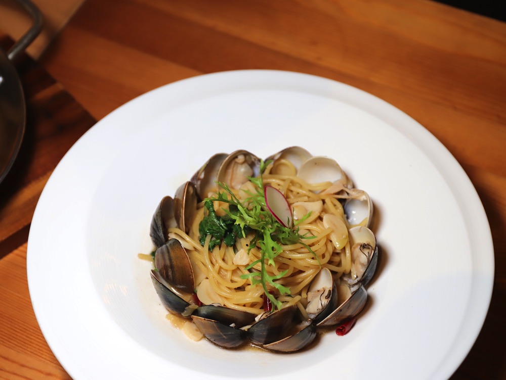 沃野 18 Oh Yeah 18 Bistro：大學路18巷內台南老屋質感餐酒館餐廳.美味精緻的台義料理擄獲府城人心/台南成功大學週邊美食聚餐餐廳推薦