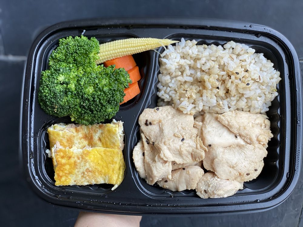 健人料理研究室：健身媽媽親手製作的熱量控制餐盒.給你美味精緻的味蕾感受/台南健身料理餐盒推薦.台南便當外送