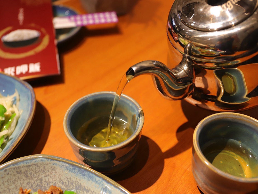 來呷飯 川食堂•嘉義中山店：嘉義火車站附近的美味川菜餐廳.年輕師傅身懷超強炒功.道道美味涮嘴.人人額樂的平價川菜館/嘉義聚餐餐廳推薦