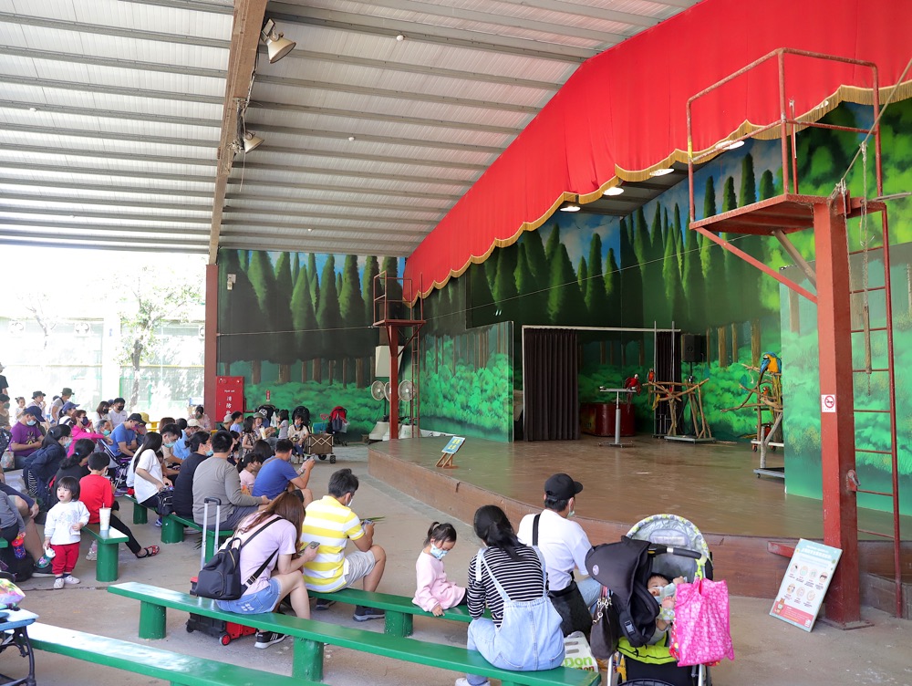 潮Way台南：台南輕鬆親子一日旅，就這樣安排/一日暢遊頑皮世界野生動物園.鹽水老街.菁寮老街.後壁俗女村.東山享美食/台南旅遊⾏程.住宿.美食推薦