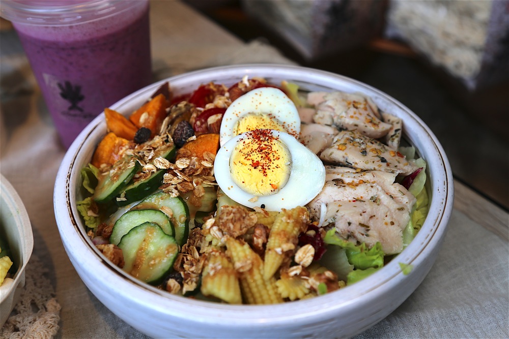 燕麥吧 Oatbar安平店:台南健康低卡餐盒推薦/清爽美味飽足感/可外送/燕麥披薩超牽絲.激推!