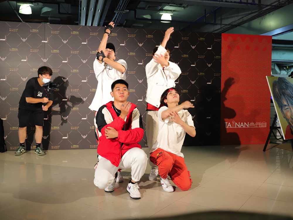 搖滾加加 微型文創成果展/黃金海岸方舟瞬間變成台南藝文展演中心！熱鬧非凡～