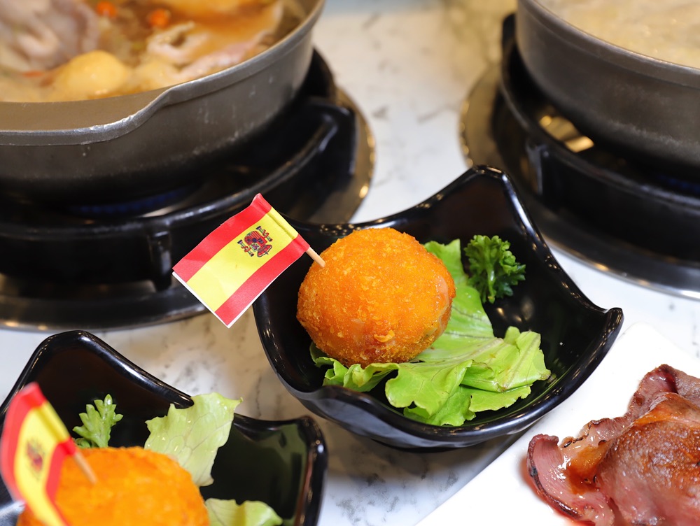 福豆屋崇善店:挑戰台南最平價壽喜燒火鍋.炙燒握壽司任你吃到飽/自助吧現切肉品無限放題/菜單全收錄/台南東區火鍋吃到飽聚餐推薦
