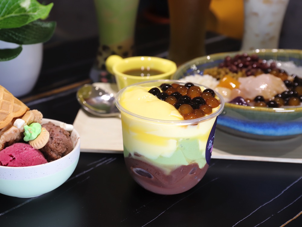 植朵 輕甜品-西港店:隱藏台南西港的創新甜點飲料店.茶飲甜湯冰品奶酪通通有/冰淇淋雪酪多達百種口味.奶酪甜嫩迷人