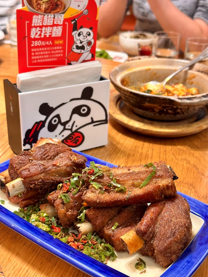 開飯川食堂南紡店：南紡購物中心的優質餐廳/平價美味川菜館.道道夠味涮嘴超下飯