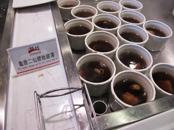 大八潮坊港式飲茶(台南永福店)：『大八潮坊港式飲茶(台南永福店)』自助式飲茶吃到飽~