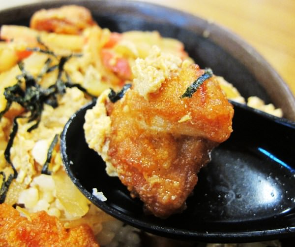 酒鶴壽司：（台南。中西區美食）『酒鶴壽司』平價日本料理。生魚丼飯。