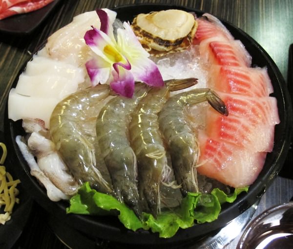 小綿羊藥膳的鍋(健康店)：健康嚴選養生火鍋就在『小綿羊藥膳的鍋(健康店)』