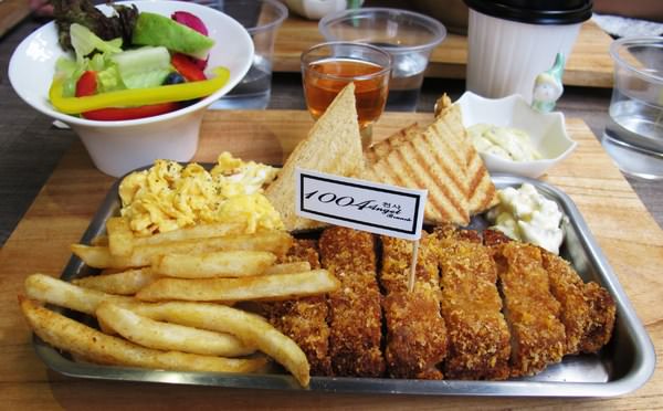1004 Brunch 早午餐：韓粉交流園地＿台南巷弄裡的天使早午餐『1004 Brunch 早午餐』