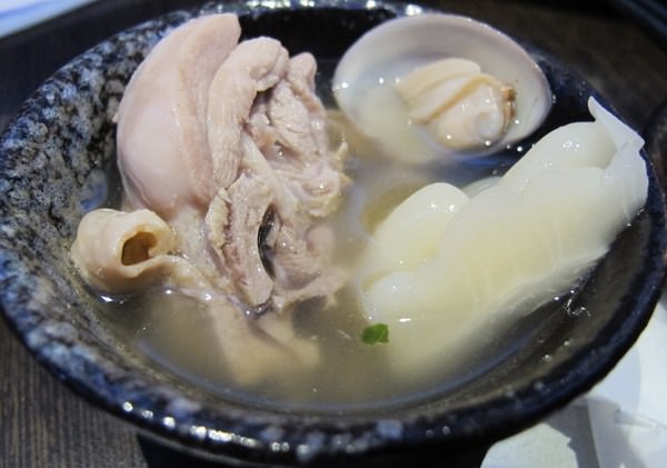 十七街 鵝肉海產 日本料理：『十七街鵝肉海產日本料理』台南運河旁的平價小炒