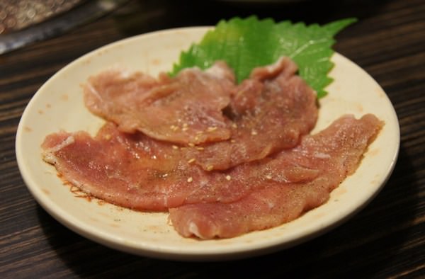 燒肉眾雙和板南店(雙和板南店)：(新北。中和區美食) 『燒肉眾-雙和板南店』燒烤吃到飽。三種消費方案，任你挑，保證讓你吃飽飽，肚飽眼皮鬆! 好吃好睡好幸福~