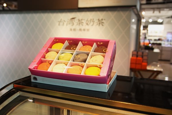 台灣茶奶茶4℃蛋糕專賣 高雄店：（全台。美食）{台灣茶奶茶4℃蛋糕專賣 高雄店} 滿足小女孩幻想的夢幻甜點店