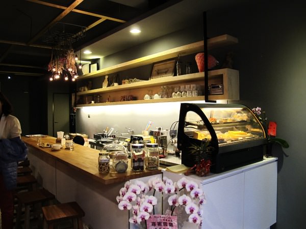 Miss Bossy Café：再訪『Miss Bossy Café』美味的手工塔＆鹹派