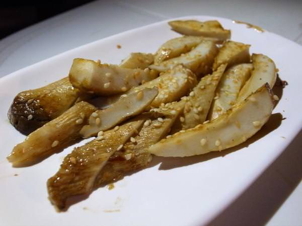 騷烤家(前鋒總店)：翻滾吧! 超好吃的『府城騷烤家』~