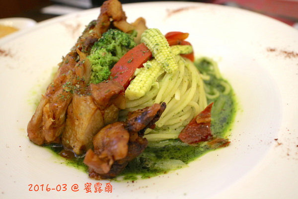 蜜露爾：（台南。中西區美食）『蜜露爾』平價美味，餐點現點現做，值得等待！！