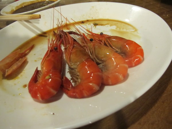 西海岸活蝦之家餐廳(台南總店)：《美味跳起來》活跳跳的全蝦料理~ 西海岸活蝦之家
