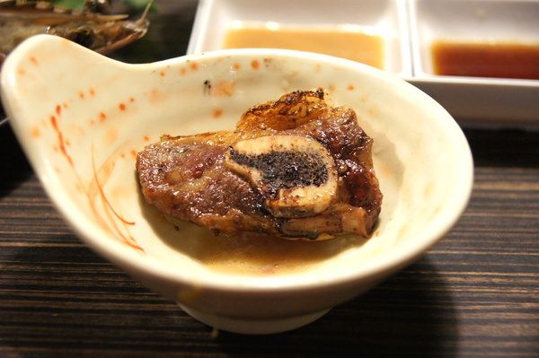 燒肉眾雙和板南店(雙和板南店)：(新北。中和區美食) 『燒肉眾-雙和板南店』燒烤吃到飽。三種消費方案，任你挑，保證讓你吃飽飽，肚飽眼皮鬆! 好吃好睡好幸福~