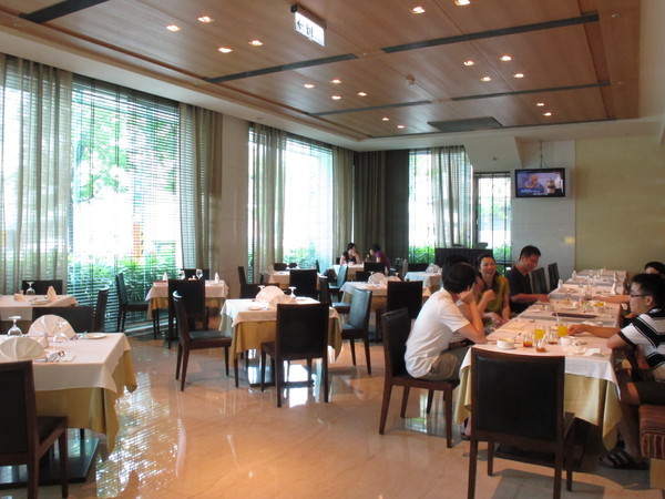 臺邦商旅-帕莎西餐廳：台南市政府前 五星美食餐廳! 高貴不貴的高級享受~