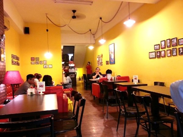 美式餐廳AJ Burger：台南成大學區的美式漢堡店『美式餐廳AJ Burger』